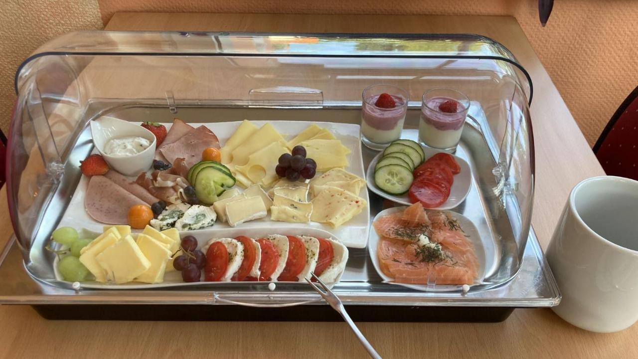 Haus Brandenburg Aparthotel Stechlin Екстериор снимка