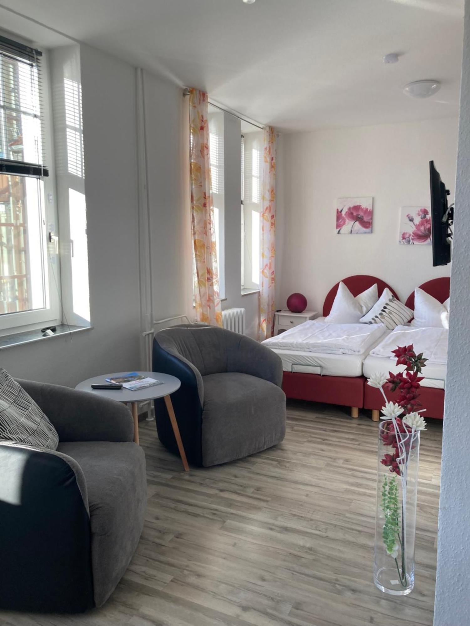 Haus Brandenburg Aparthotel Stechlin Екстериор снимка