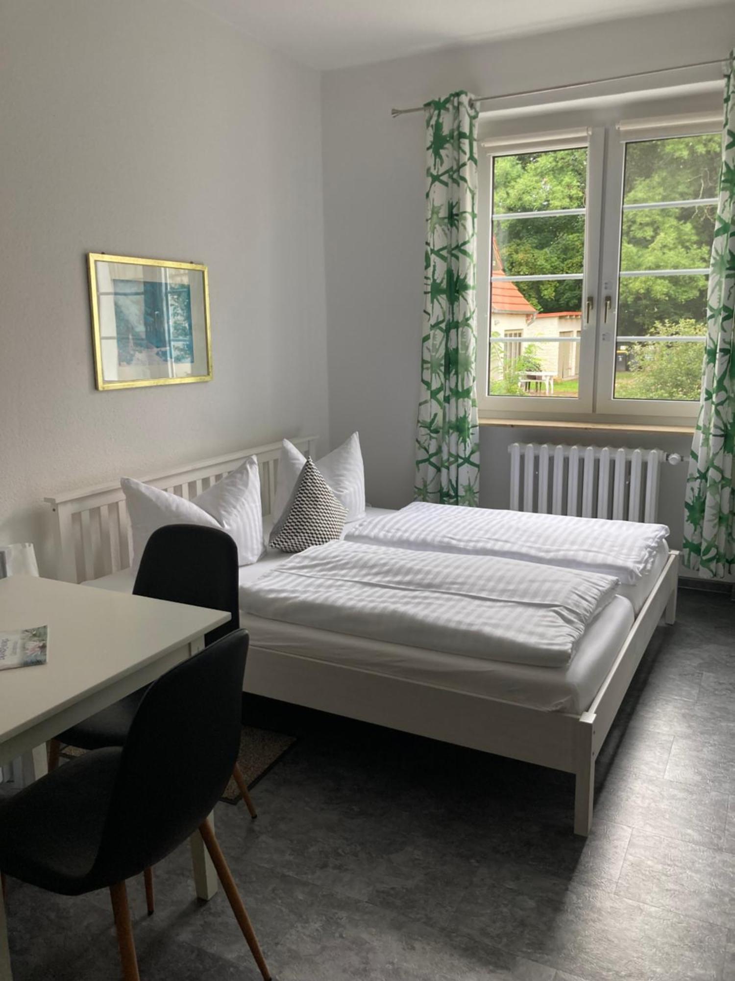 Haus Brandenburg Aparthotel Stechlin Екстериор снимка