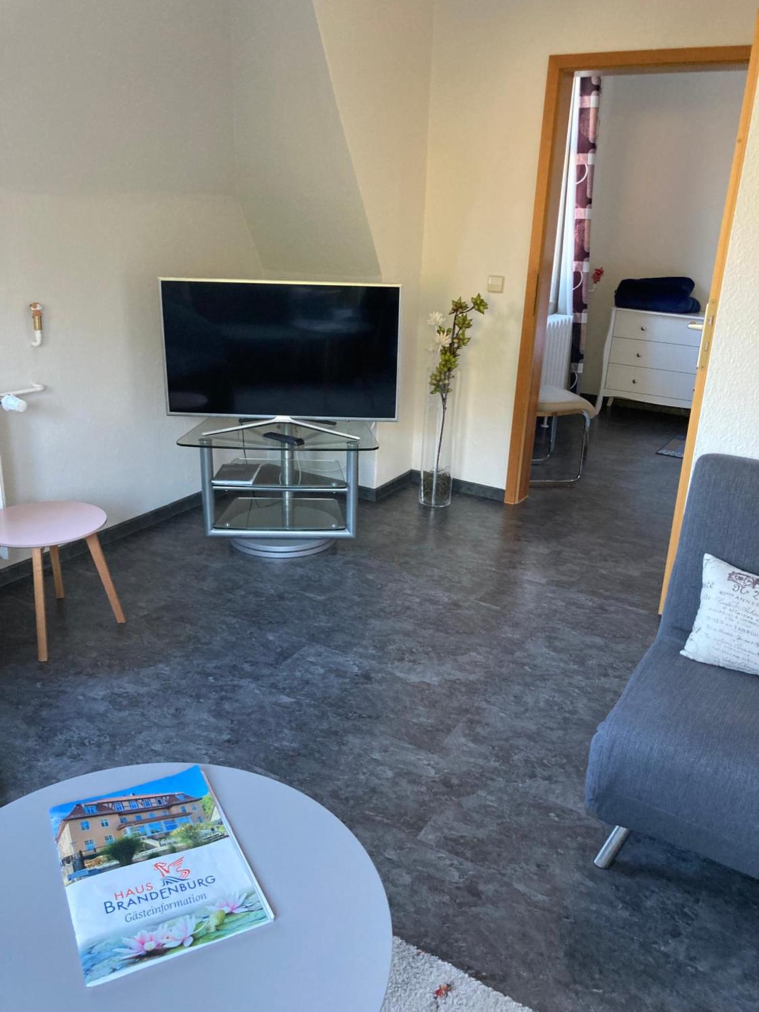 Haus Brandenburg Aparthotel Stechlin Екстериор снимка